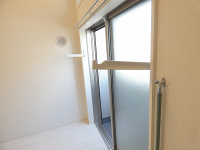 【内装】 | サンエー烏森