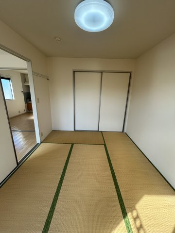 メゾン　アイ　ファミーユ　A棟の和室