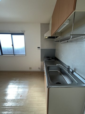 メゾン　アイ　ファミーユ　A棟のキッチン