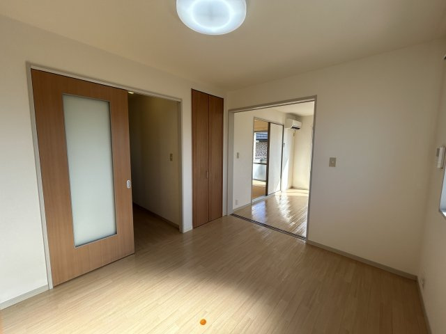 メゾン　アイ　ファミーユ　A棟の居間・リビング