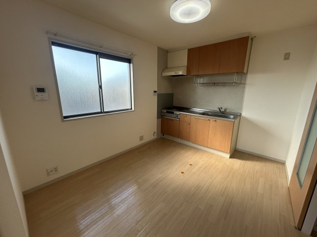 メゾン　アイ　ファミーユ　A棟の居間・リビング