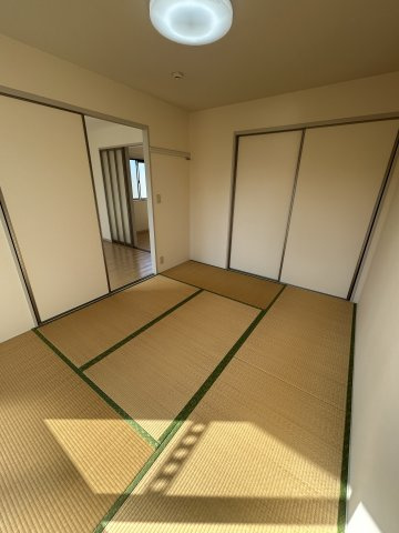 メゾン　アイ　ファミーユ　A棟の和室