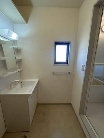 メゾン　アイ　ファミーユ　A棟の洗面所