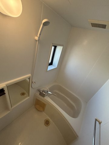 メゾン　アイ　ファミーユ　A棟の浴室