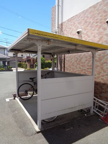 ファンタジスタのその他共用部分|駐輪場ございます。