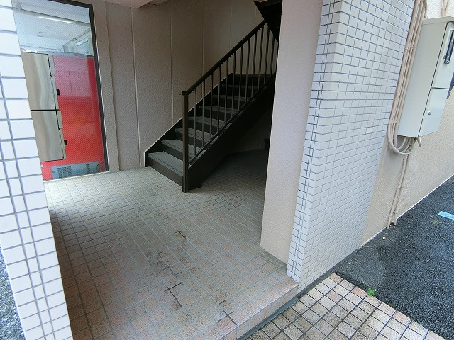 サンモールハイムハセガワのエントランス
