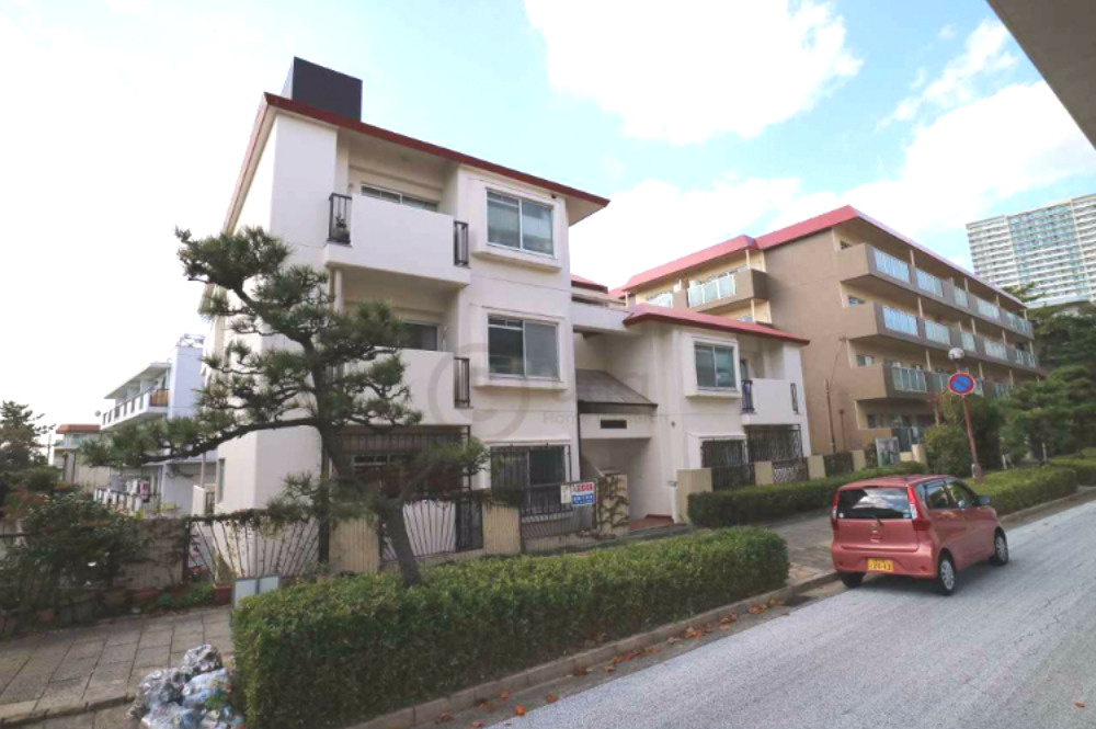 住吉リバーサイドマンションの外観