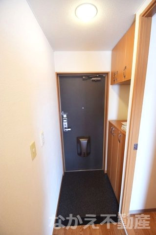 【玄関】 | 明るい玄関です