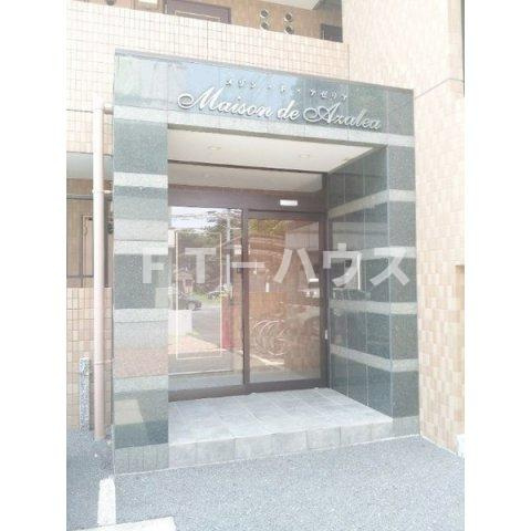 メゾン・ド・アゼリアのエントランス