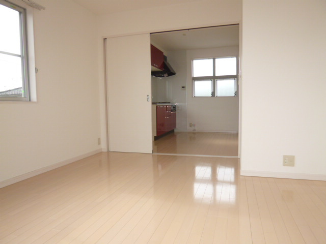 オセロ五番館の居間・リビング