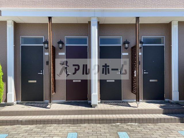 中吉サンライズのエントランス