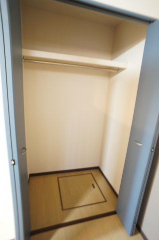 ストリームの収納|ちょっとした収納スペースも充実しています