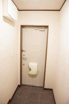 【玄関】 | いずみ壱番館