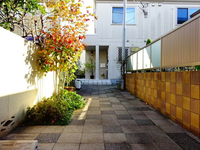 【エントランス】 | パティオ