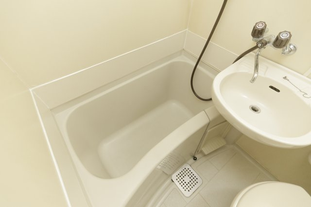 ドエル新小岩の浴室|別部屋、反転タイプ