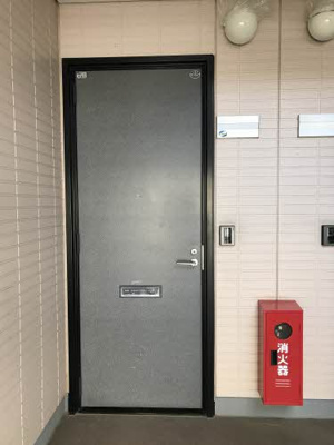 【玄関】 | ルピナス千曲A