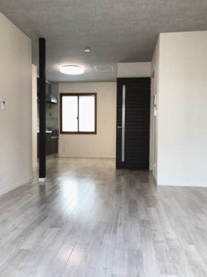 【居間・リビング】 | ルピナス千曲A