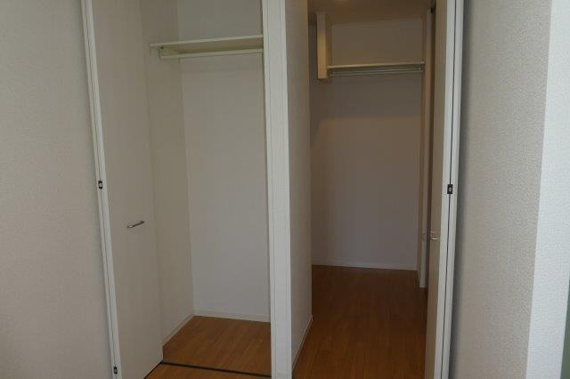 ハンドⅠの収納|ウォークインクローゼット