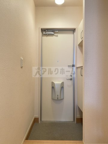 ガアデンホームズ曙の玄関