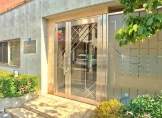 【エントランス】 | ブルグレイス参宮橋 | コムハウジングにおまかせください！０３－３３７６－４６９４