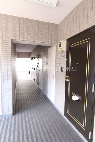 アンダルシア市川のエントランス