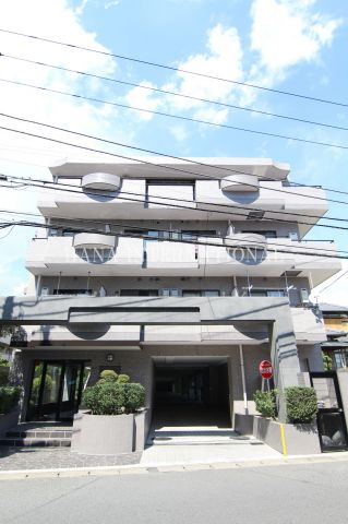 アンダルシア市川の外観