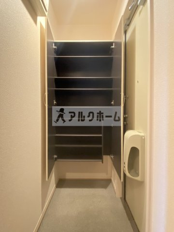 セジュール輪の玄関