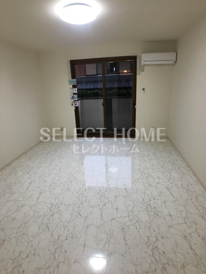 【居間・リビング】 | モナリエＳ | 同型タイプゆったりとしたリビングです