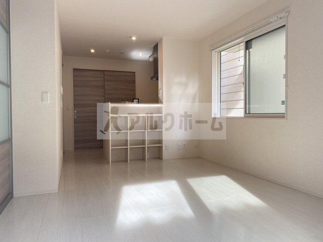 プレジールの居間・リビング