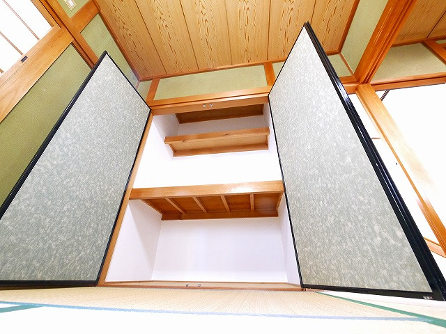 南紀寺町一戸建の収納|小物を収納するのに便利です