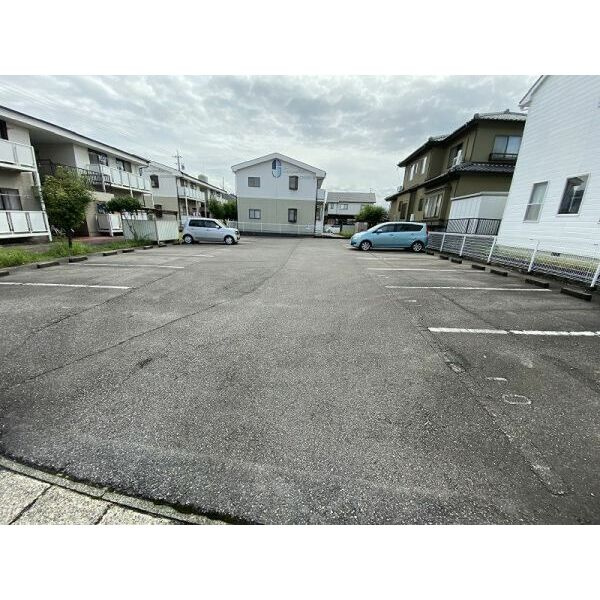 Corpolas　SAKAI　Ⅲ　　　刈谷市近郊の賃貸はクラスホームの駐車場