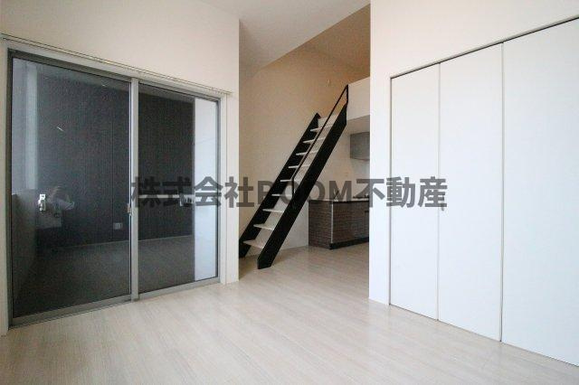 zonkeyの洋室|明るい洋室です