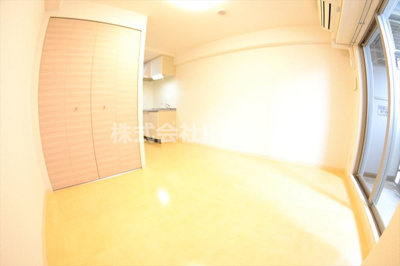 【洋室】 | フレアコート北浜 | 広々とした洋室です