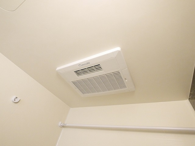 アベニールの設備|浴室乾燥の設備です