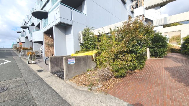 ハイムアゼーリアのエントランス|☆神戸市垂水区　ハイムアゼーリア☆