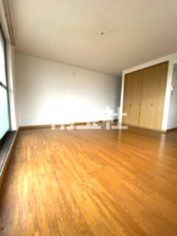 【居間・リビング】 | ウッド調のステキなお部屋