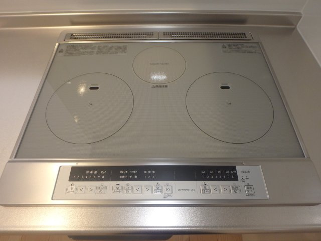 ウィステリアコート茶屋町のキッチン|ウイステリアコート茶屋町102号室　シャーメゾン