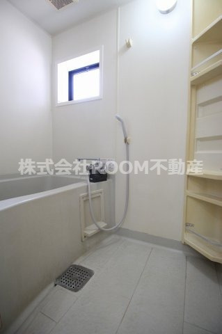 平江マンションライガの浴室|落ち着いた空間のお風呂です