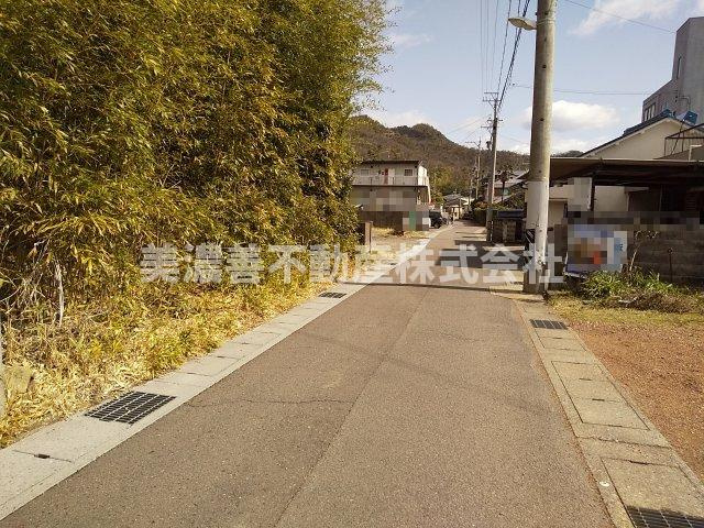 ４４１４３　岐阜市北一色土地の前面道路含む現地写真