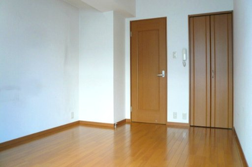 川合ビルの寝室