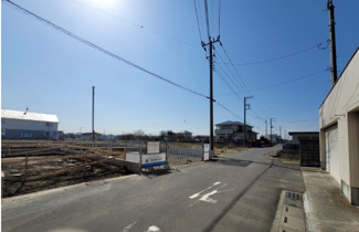 【前面道路含む現地写真】 | 前面道路含む現地写真です