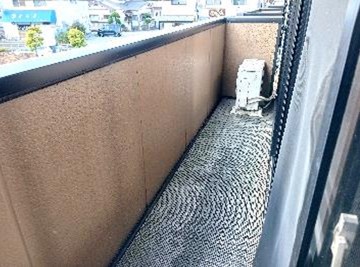 フラワービレッジ茉琴のバルコニー