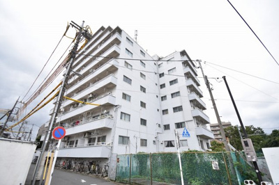 【外観】 | 馬込マンション | 総戸数６２戸、１９７４年１１月築、管理人は日勤勤務につき管理体制良好です♪