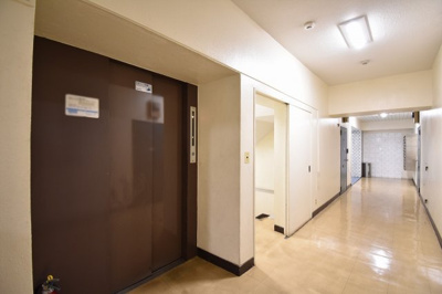 【その他共用部分】 | 馬込マンション | お買い物時やベビーカーの出し入れに便利なエレベーター付です。