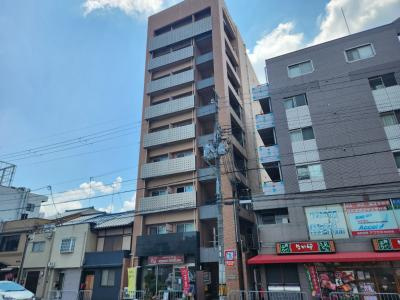 西院くめマンションの外観