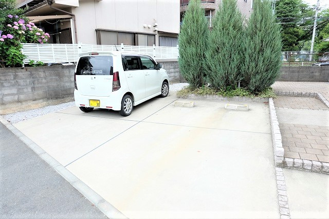 Verde昭島Ⅱの駐車場
