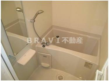 レジデンス心斎橋 BRAVI不動産の浴室|【レジデンス心斎橋】日々の疲れを癒すお風呂付です