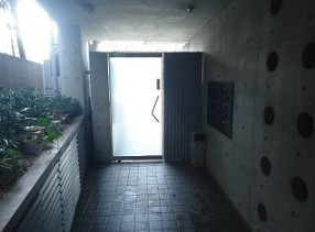 【ロビー】 | Ｒepia-M | コムハウジングにおまかせください！０３－３３７６－４６９４