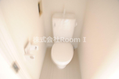 【トイレ】 | プレサンス天満橋アンジェ | シンプルで使いやすいトイレです