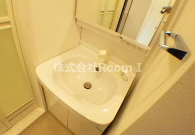 【洗面所】 | アドバンス大阪城アンジュ | スペースが確保できる洗面所です